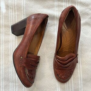 Clark’s Indigo Heels Size 10